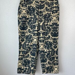 Liz Claiborne Audra Cropped Pants Size 10 EUC